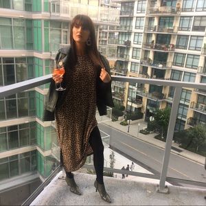 Meet your Posher, Dinka